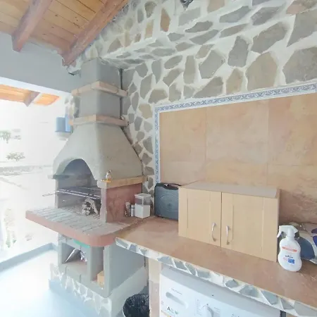 Reformado Atico Barbacoa Terraza Διαμέρισμα *